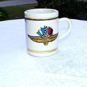 Indianapolis Motor Speedway 500 Winners Race Record 90’s Vintage Coffee Mug Cup